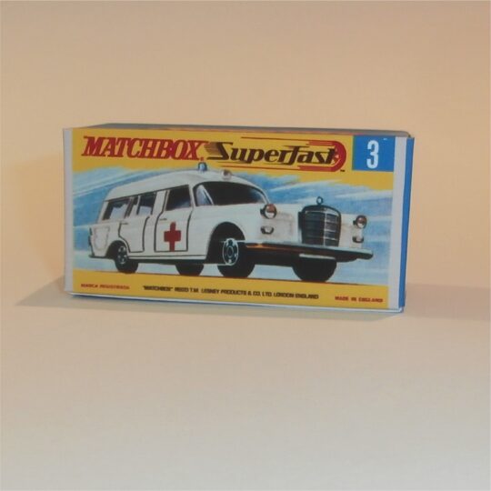 Matchbox Lesney Superfast 3 d Mercedes Ambulance G Style Repro Box
