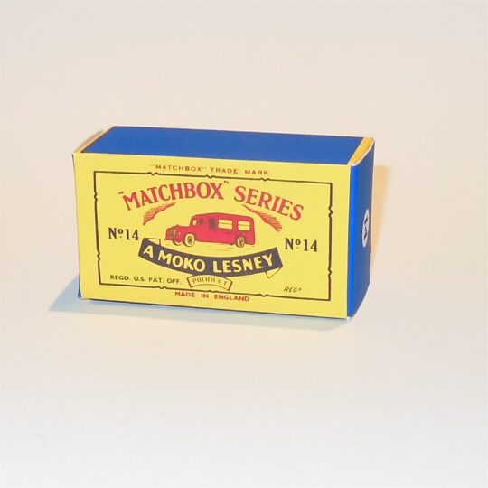 Matchbox Lesney 14 b3 Daimler Ambulance Repro B Style Box