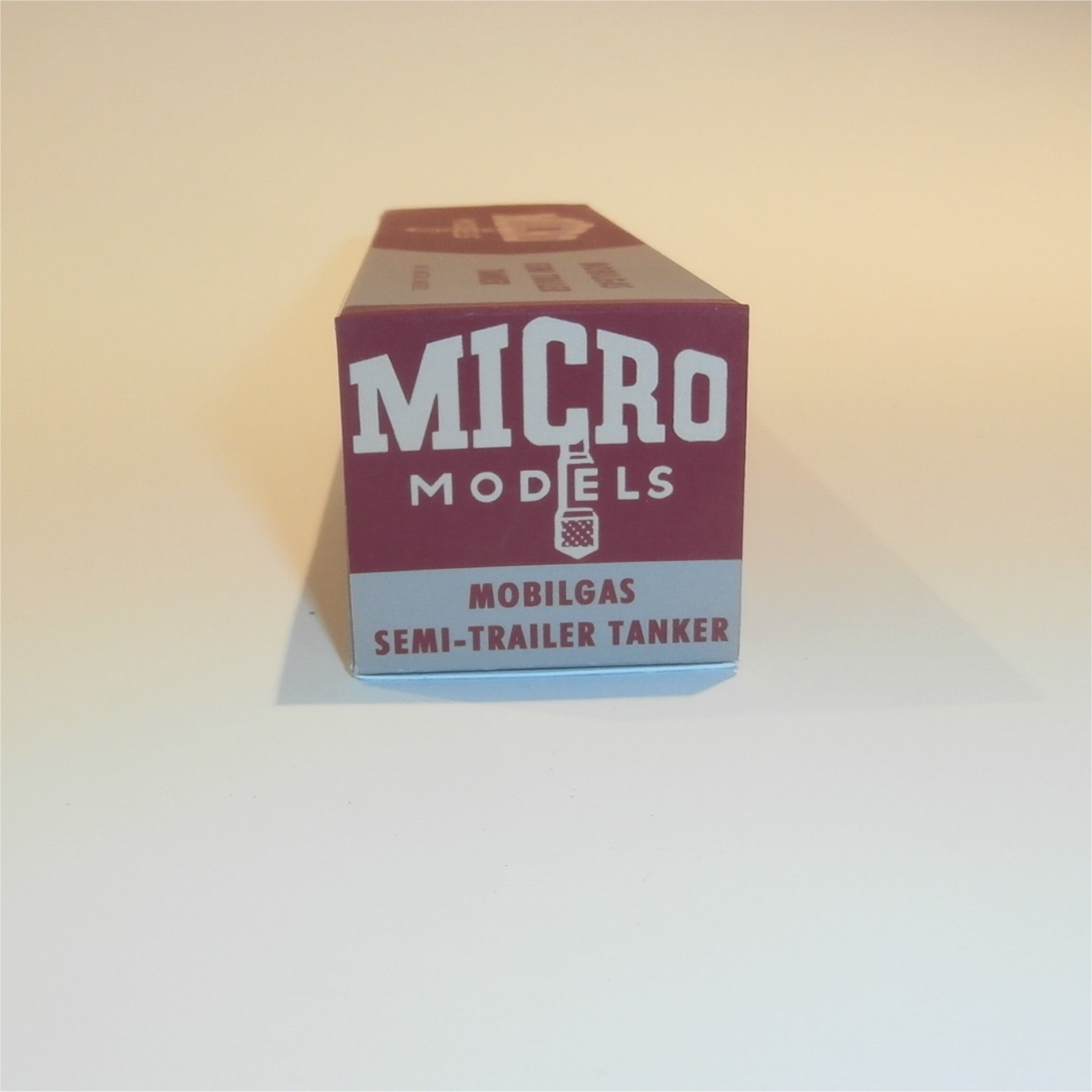 Micro Models G27 Commer Semi-Trailer Tanker "Mobilgas" Reproduction Box