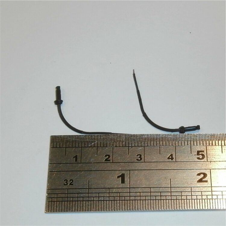 Scale Aerials 1:43 Pair of Curved Black Antennas