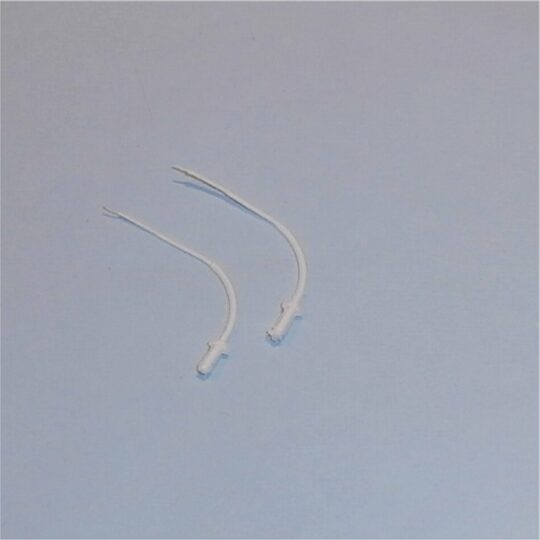 Scale Aerials 1:43 Pair of Curved White Antennas