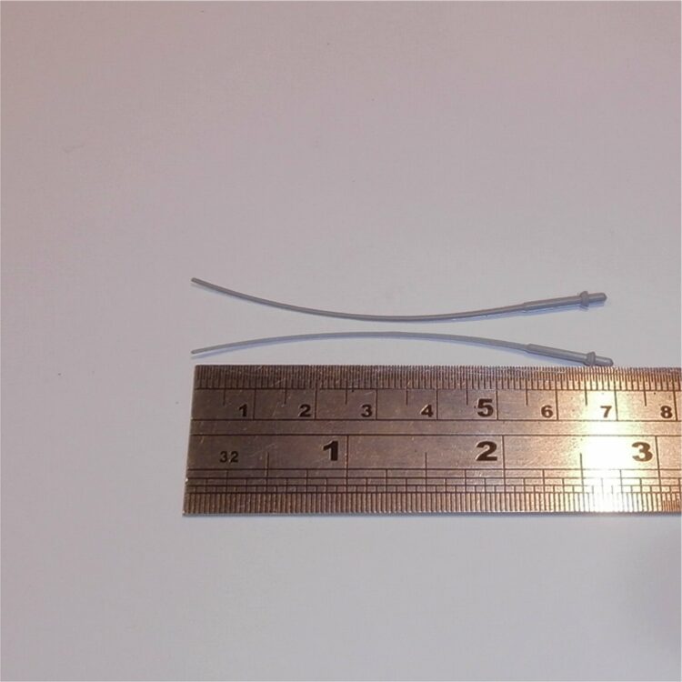 Scale Aerials 1:43 Pair of Whip Light Grey Antennas