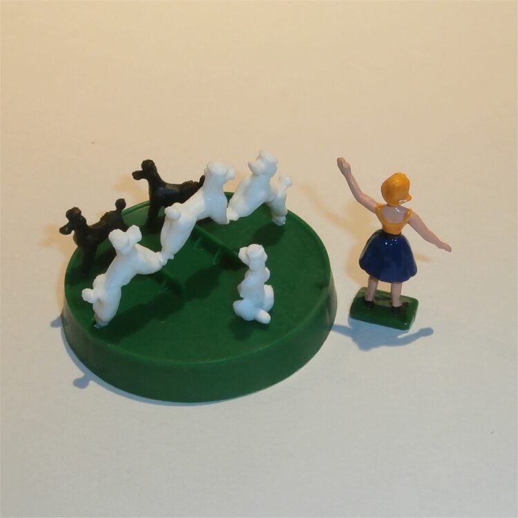 Corgi Toys  511 Chipperfields Circus Mary Chipperfield Poodles Set