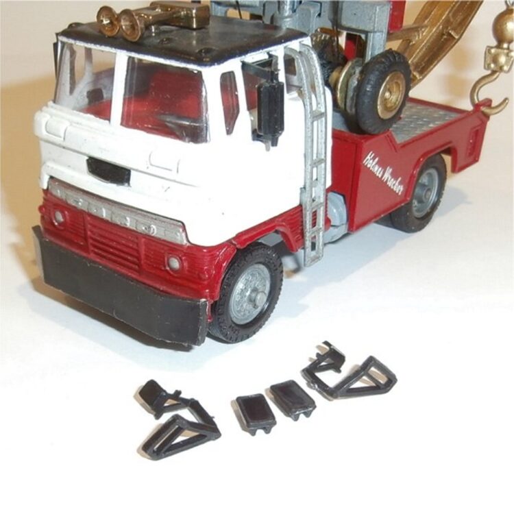 Corgi Toys 1142 Ford Holmes Wrecker Tilt Cab Truck Mirrors Black Pair