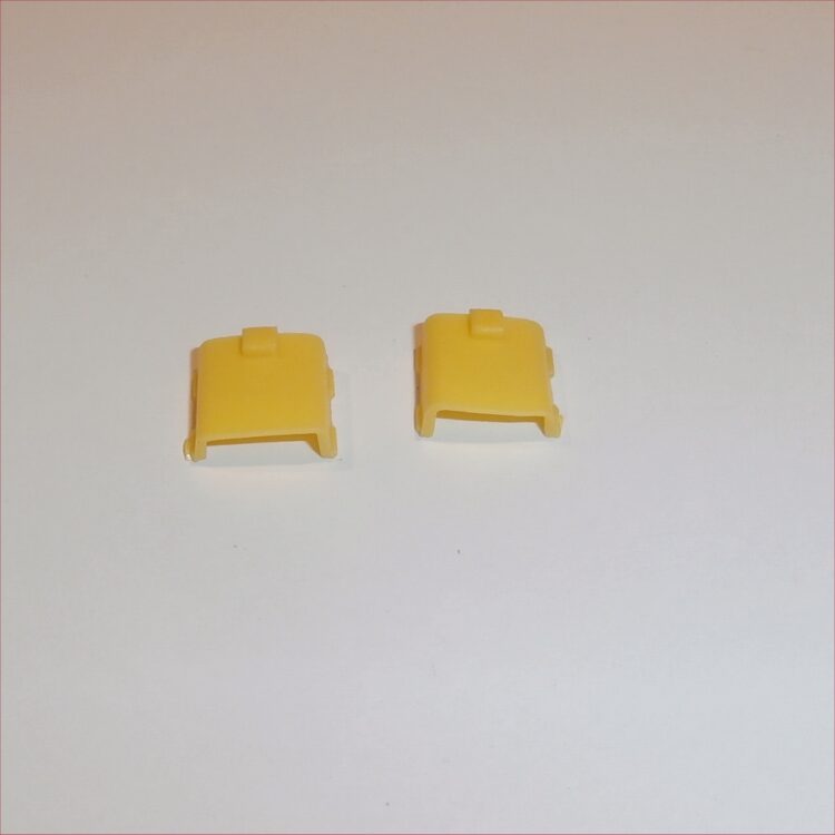 Dinky Toys 715 Beechcraft Baron Yellow Plastic Pair Engine Covers