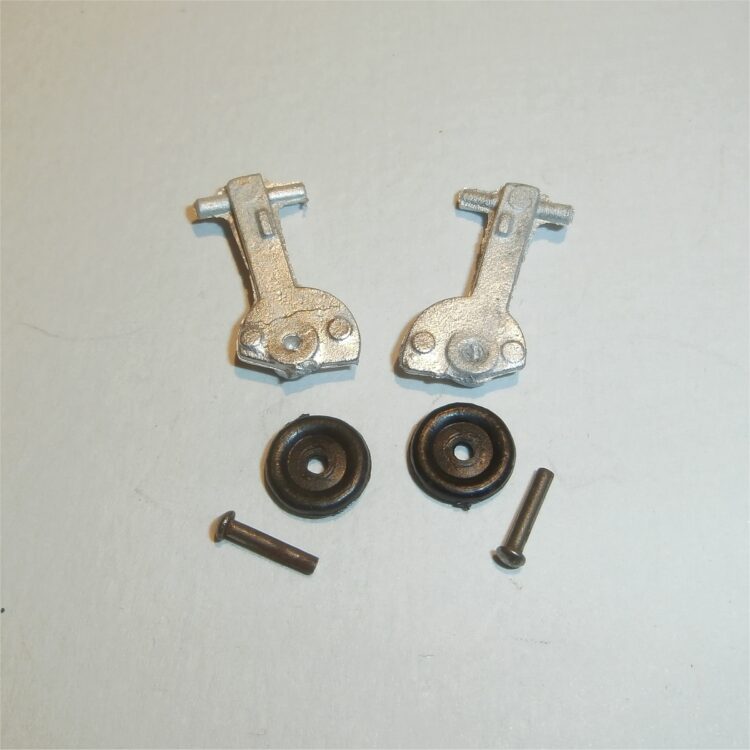 Dinky Toys 719 741 Spitfire MkII Undercarriage Pair of Wheels and Legs