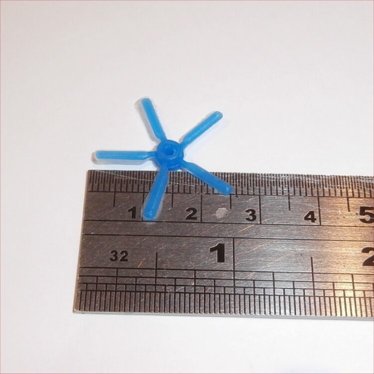 Dinky Toys 724 Sea King Helicopter Blue Plastic Rear Rotor Blade