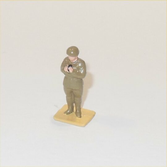 Dinky Toys 160a RA Standing NCO Figure Painted