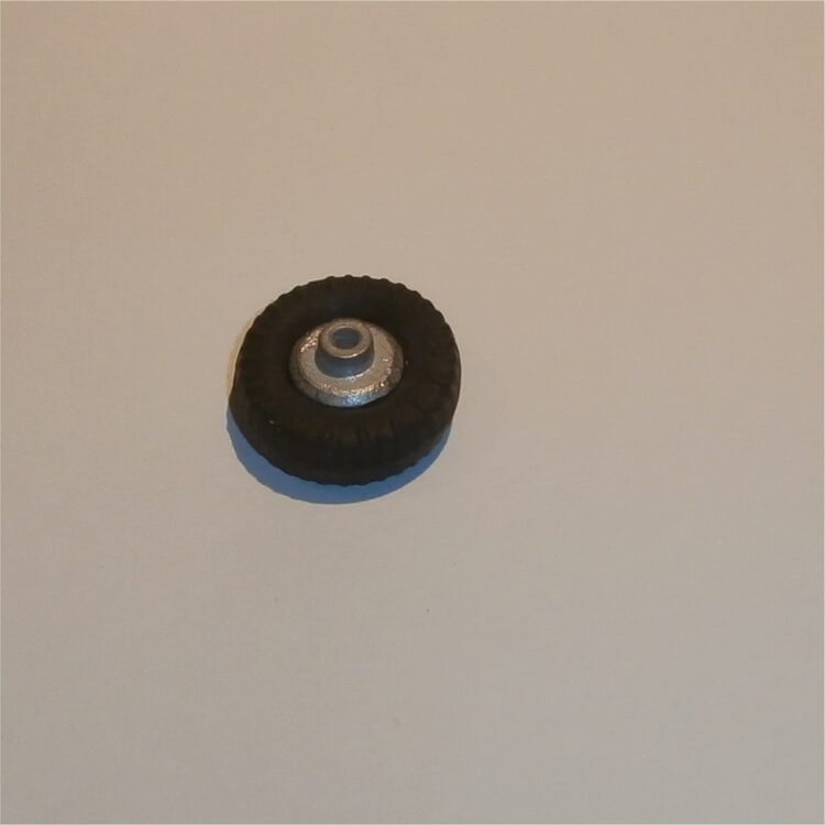 Dinky Toys 612 or 615 Army Jeep Wheel & Tyre
