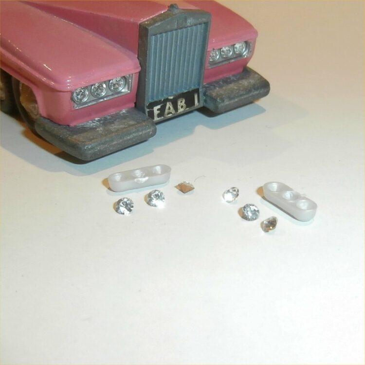 Dinky Toys 100 FAB1 Thunderbirds Rolls Royce Lady Penelope Headlight Units Pair with Jewels