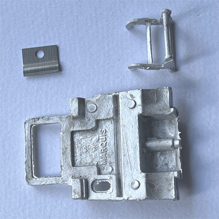 Dinky Toys 285 Merryweather Marquis Rear Plate & Ladder Securing Hinge