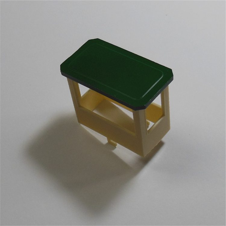 Dinky Toys 782 Shell 783 BP Petrol Pump Kiosk Building