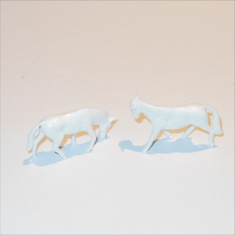 Matchbox Lesney Kingsize K 18 a Pair of White Plastic Horses