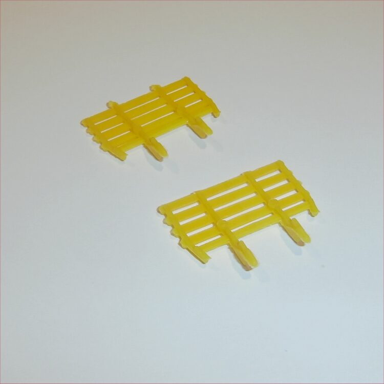 Matchbox Lesney 40 c Hay Trailer Yellow Plastic Racks or Rakes