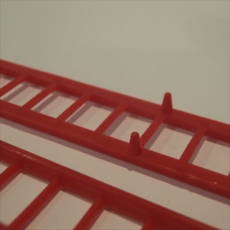 Triang Minic 62M Fire Engine Red Ladders x 2 with Clips