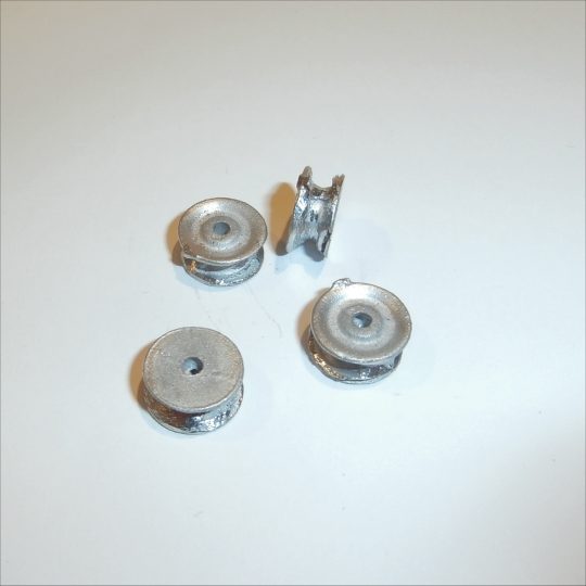 Schuco Racing Car Wheel Hubs 12mm Diameter Set of 4