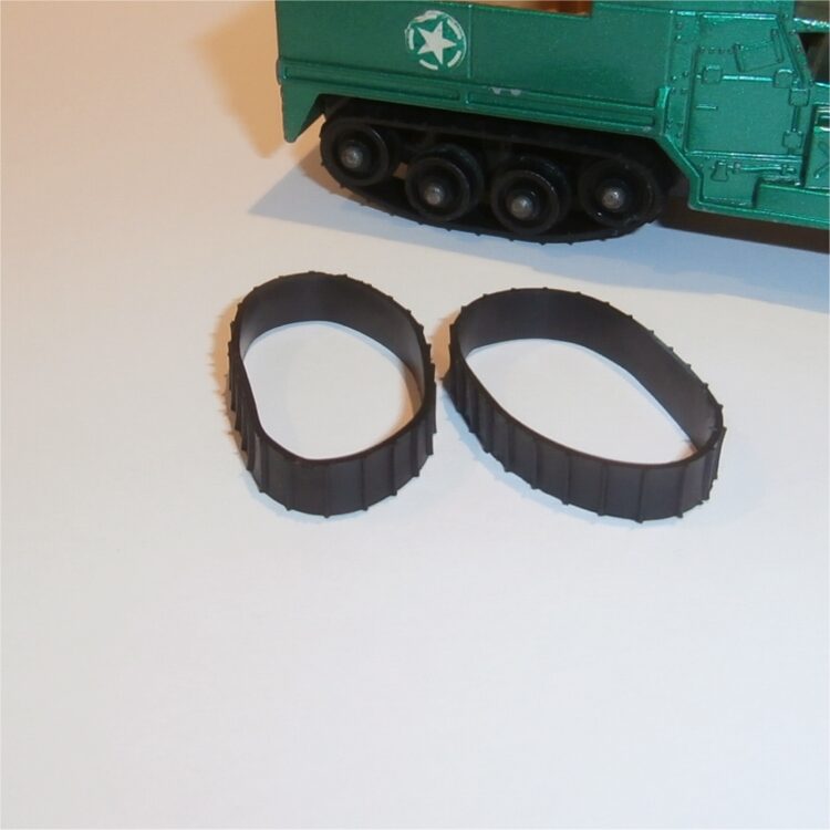 Matchbox Tracks Battle Kings K108 M3A1 Half-Track Treads Pair