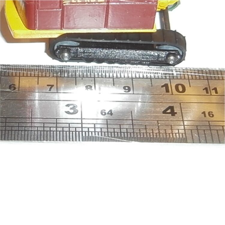 Matchbox Tracks Major Pack 4 a Ruston Bucyrus Treads Black Pair