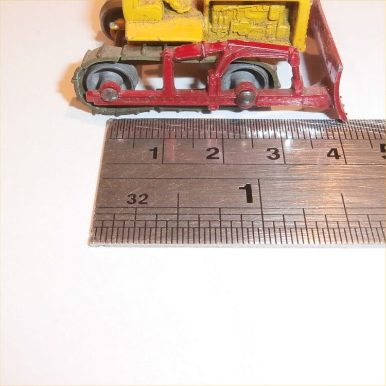 Matchbox Tracks 1-75 8a, 8b, 18a, 18b Caterpillar Treads Black Pair