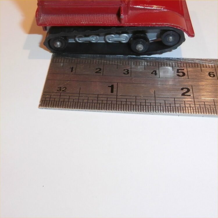 Matchbox Tracks 1-75 35 b Snow Trac Black Treads Pair