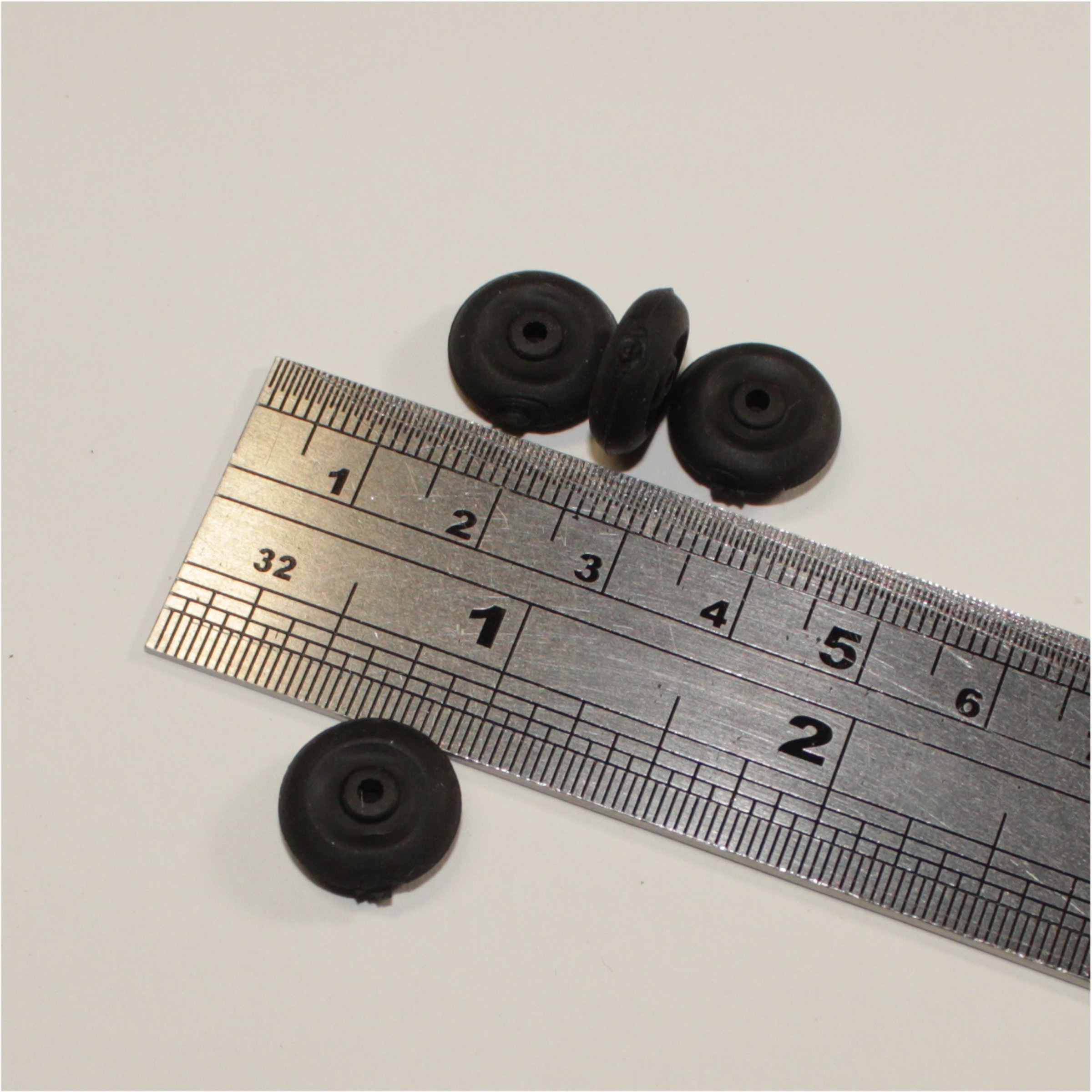 Tootsie Toys 14mm Rubber Wheel 4mm Wide Black Tyre Y142
