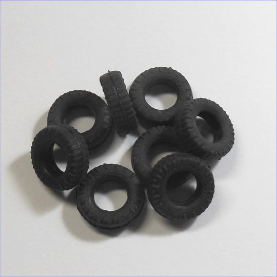 Britains Models 27mm Deetail Land Rover Jeep Hollow Tire Tyre Y147