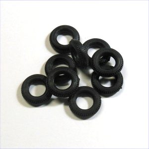 Britains 24mm Military Vehicles Black Rubber Tyre Y157