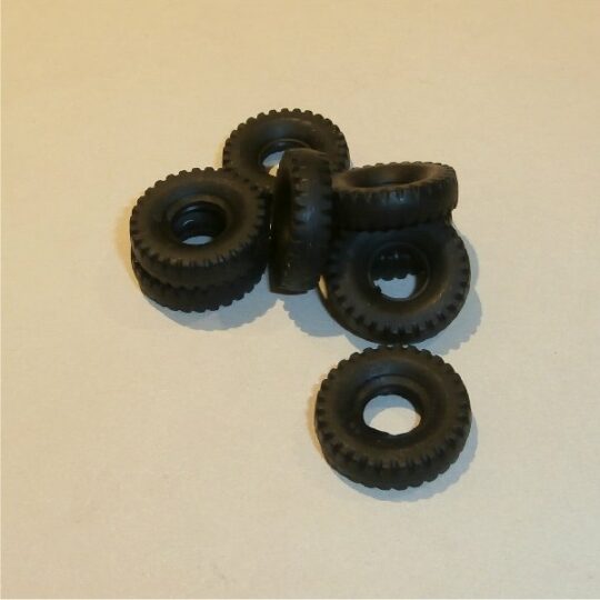 Dinky Toys Supertoys 20mm Block Tread Tyre Black Y006