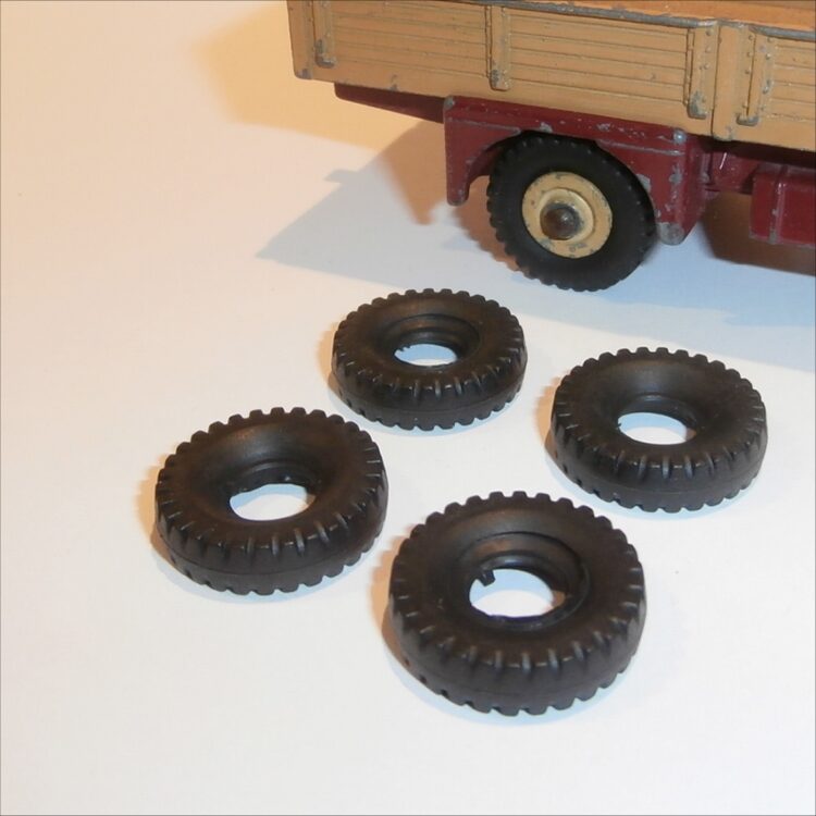 Dinky Toys Supertoys Truck and Van Tires set of 4 Tyres Pack #5