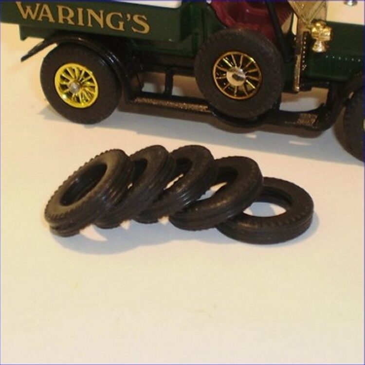 Matchbox Yesteryear Car & Small Truck Tires 5 Tyres Pack #32
