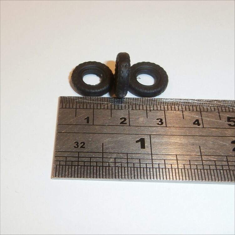 Dinky Toys 12mm Mini Morris Early Issue Tires Set of 4 Black Tyres Pack #39