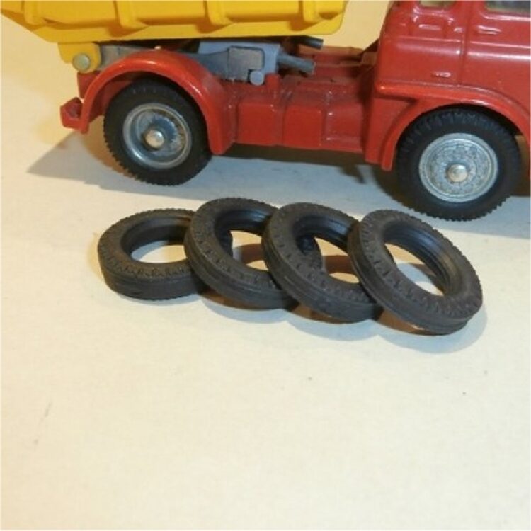 Corgi Toys Major Models Late Issue Trucks Tires Set of 4 Tyres Pack #40