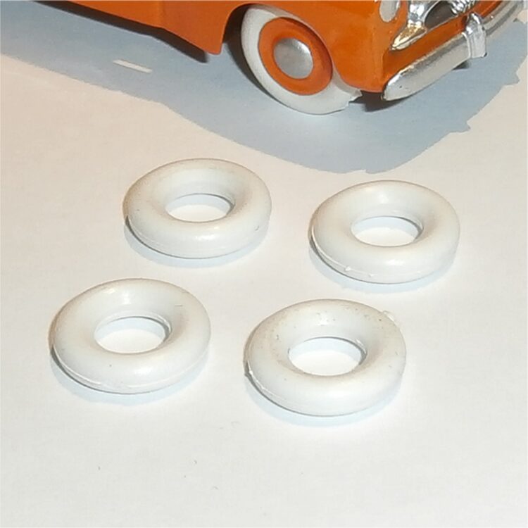 Micro Models Sedan & Light Truck 15mm Tires Set of 4 White Tyres Pack #47