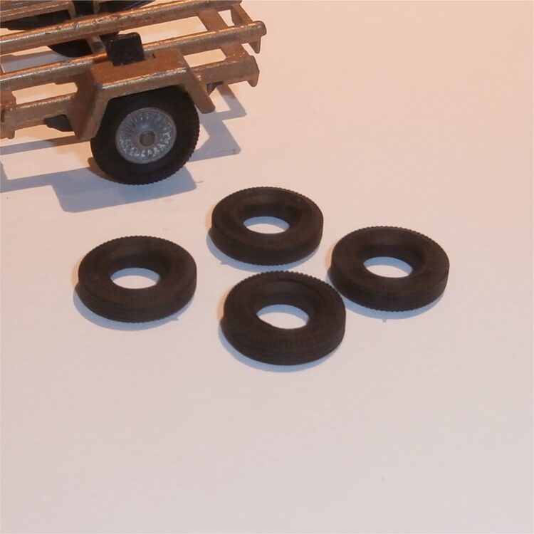 Corgi Toys Black Tires 15mm 107 Batboat Trailer Pack #72