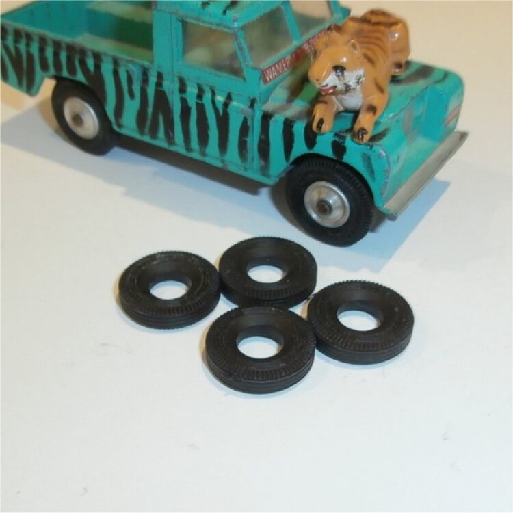 Corgi Toys 438 Land Rover Small Truck Post-1967 Tires Set of 4 Tyres Pack #77