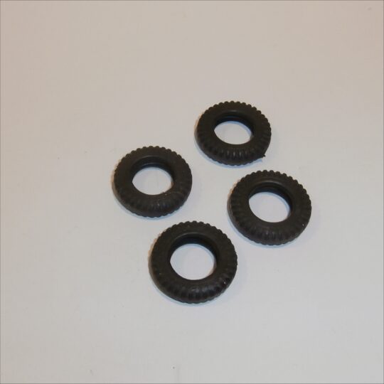 Britains Models Black Hollow Tires 24mm Truck Set of 4 Tyres Pack #82