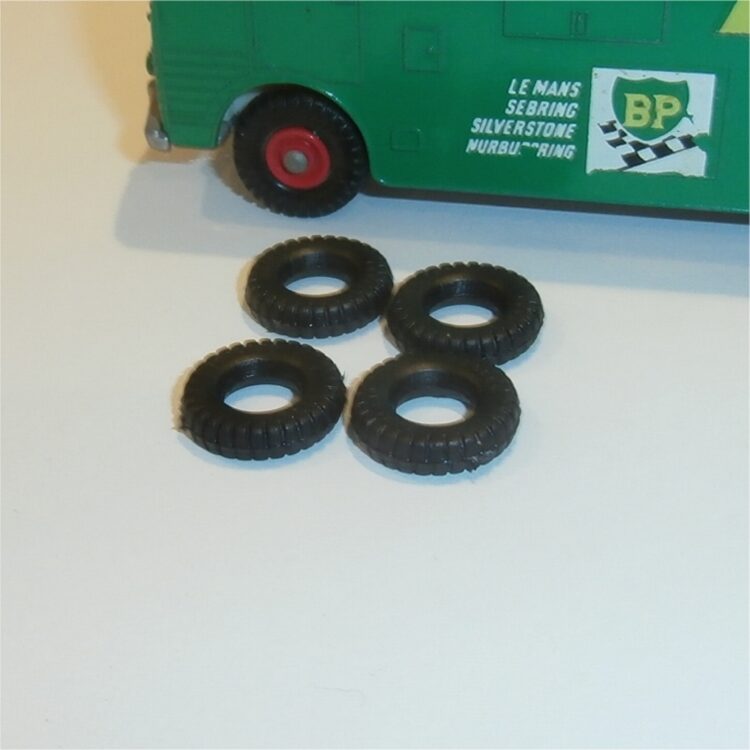 Matchbox KingSize M6 or K5 Racing Transporter Set of 4 Tyres Pack #88