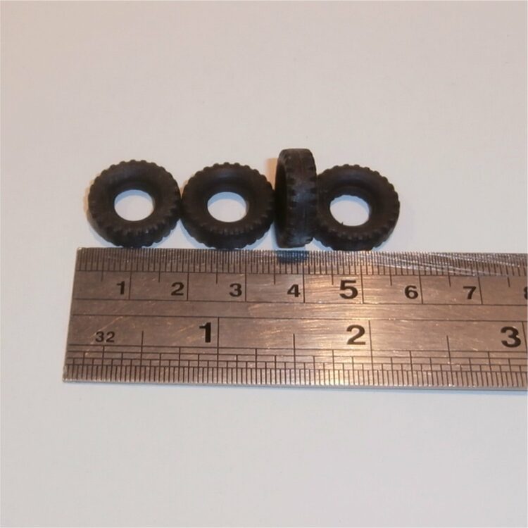 Tri-ang Spot-On Dinky Land Rover Tires Set of 4 Black Tyres Pack #99
