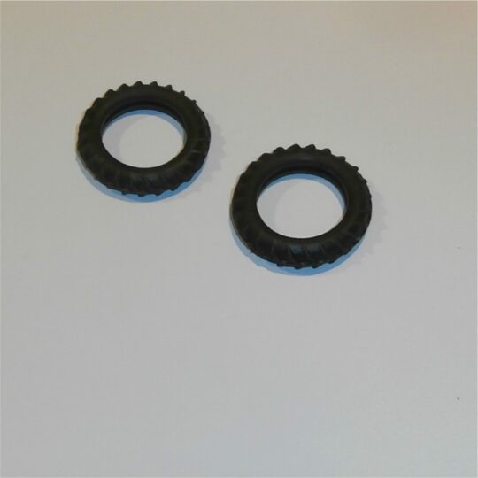 Britains Models 40mm Black Hollow Tractor Rear Tires Set of 2 Tyres Pack #135