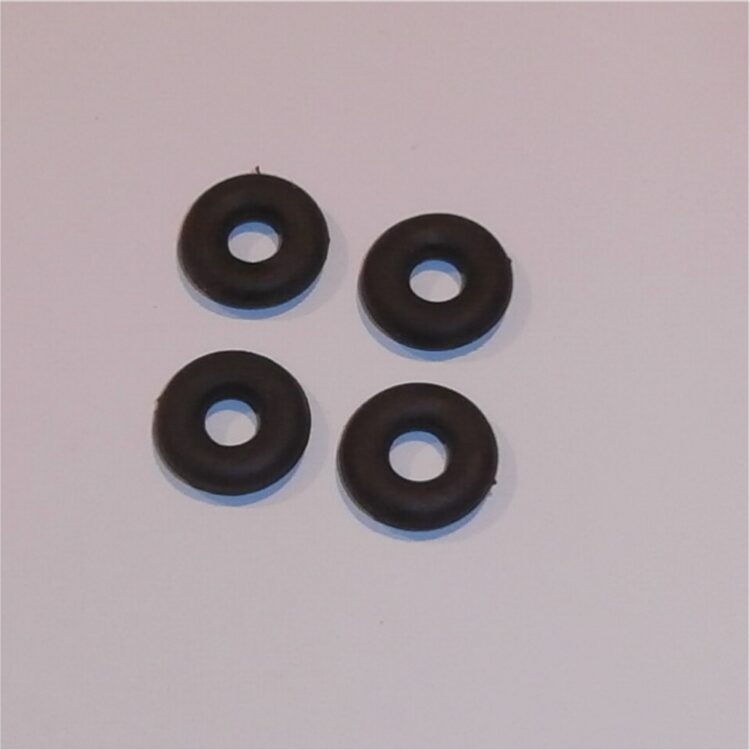 Triang Minic Bus Tyres 21mm Small Cast Hub Set of 4 Pack #136