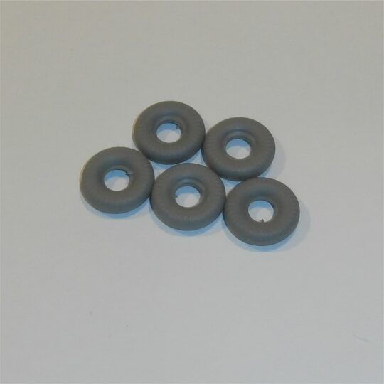 Dinky Toys Jeep or Truck Tires set of 5 Grey Fine Tread Tyres Pack #141