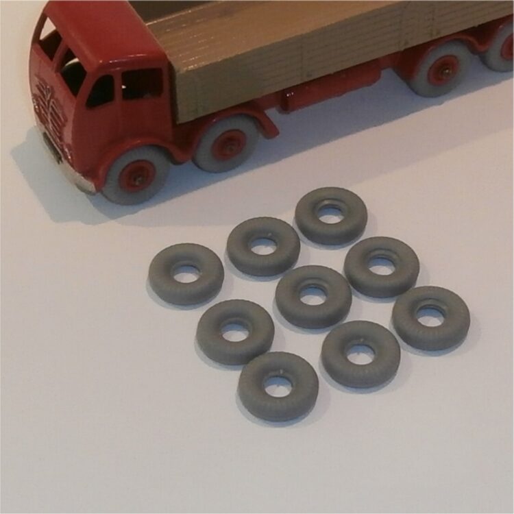 Dinky Toys Supertoys Truck and Van Tires x 9 Grey Fine Tread Tyres Pack #142