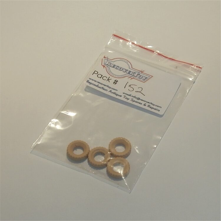 Dinky Toys 15mm Sedan Cream Treaded Tires Set of 4 Tyres Pack #152